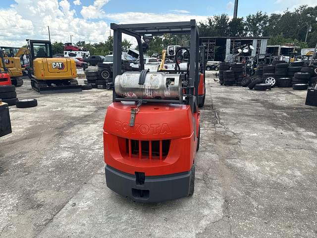 Image of Toyota 7FGCU25 equipment image 4