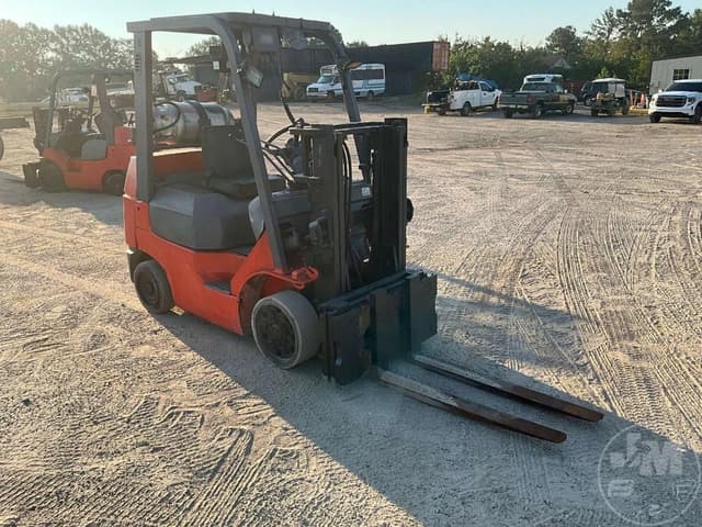 Image of Toyota 7FGCU25 equipment image 2