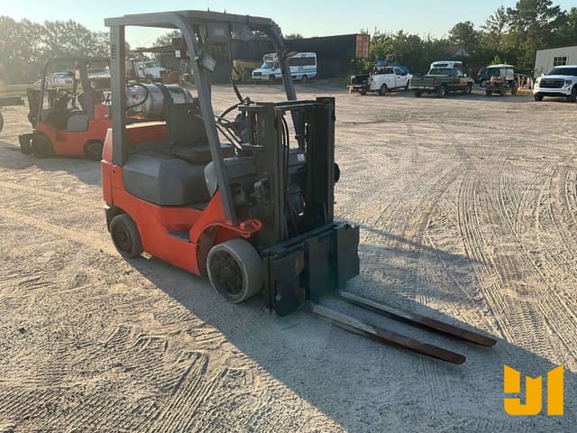 Image of Toyota 7FGCU25 equipment image 2