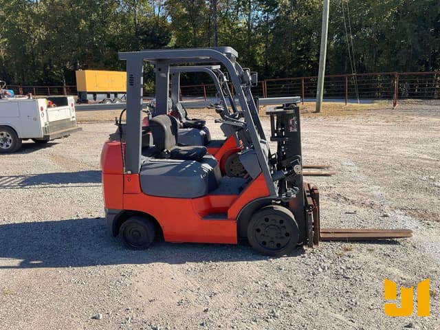 Image of Toyota 7FGCU25 equipment image 3