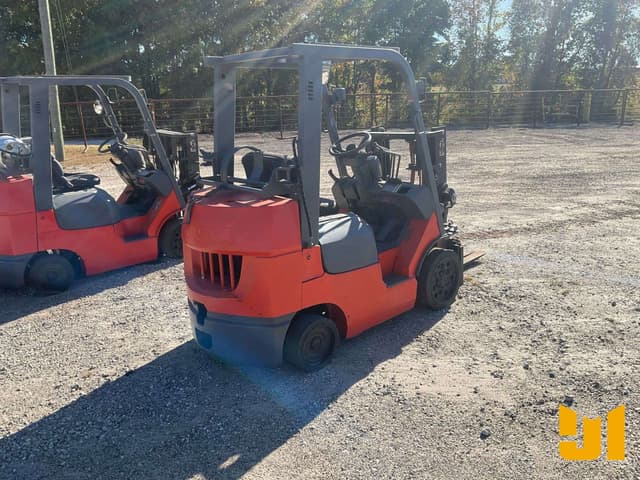 Image of Toyota 7FGCU25 equipment image 4