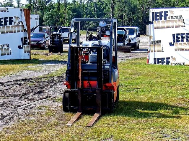 Image of Toyota 7FGCU25 equipment image 1