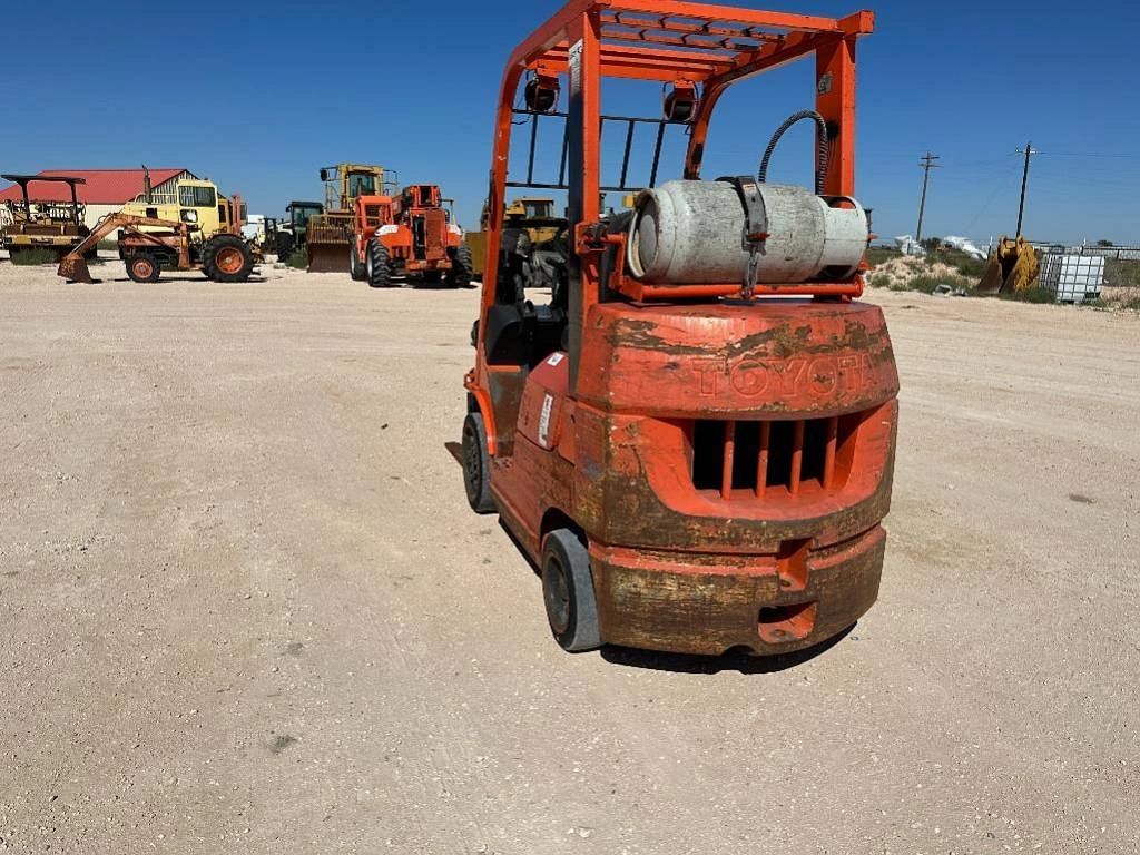 Toyota 7FGCU25 Construction Forklifts For Sale | Tractor Zoom