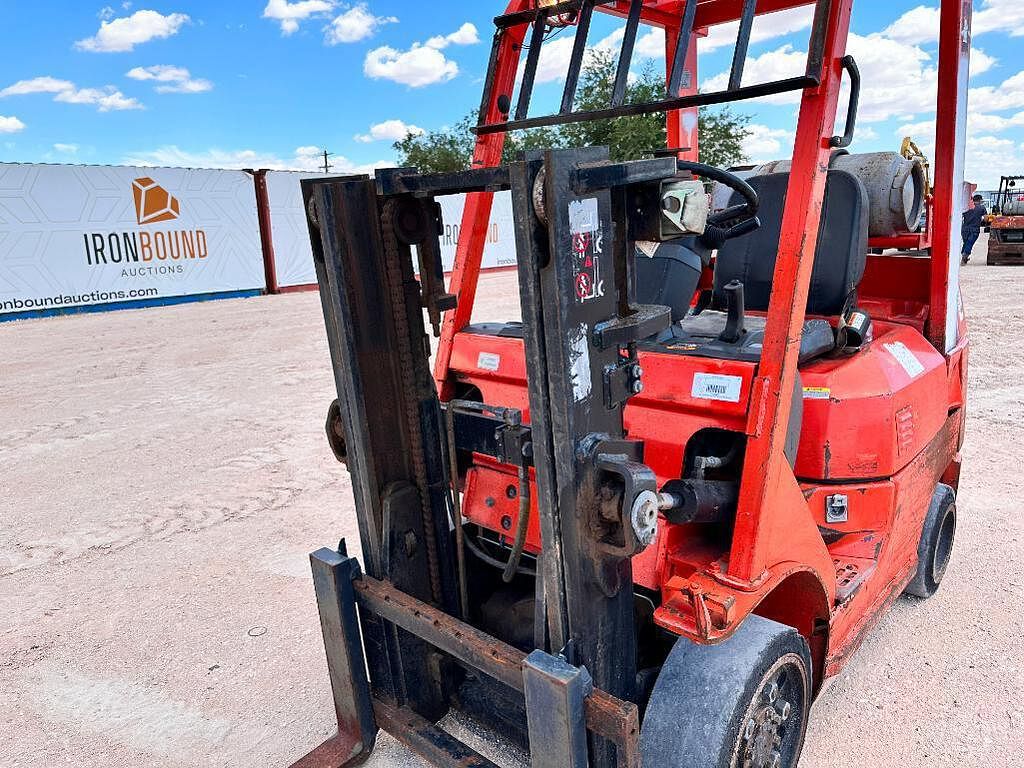 Toyota 7FGCU25 Construction Forklifts For Sale | Tractor Zoom