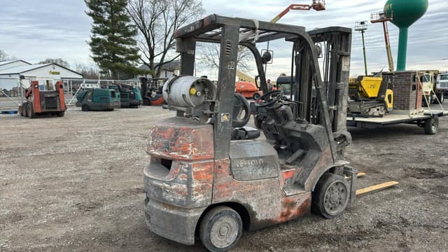 Image of Toyota 7FGCU25 equipment image 4