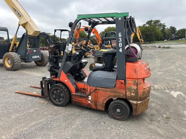 Image of Toyota 7FGCU25 equipment image 1