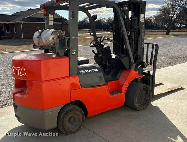 Image of Toyota 7FGCU45 equipment image 4