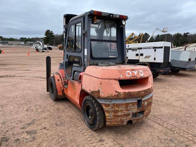 Image of Toyota 7FGKU40 equipment image 2