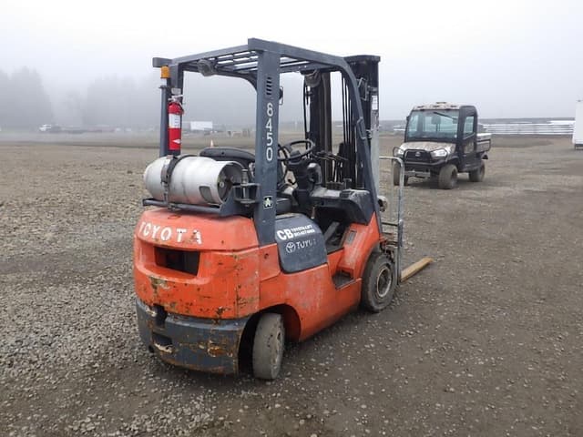 Image of Toyota 7FGU18 equipment image 3