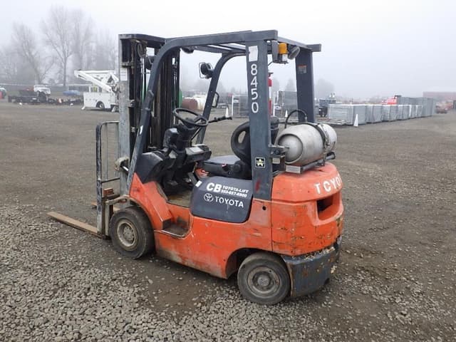 Image of Toyota 7FGU18 equipment image 4