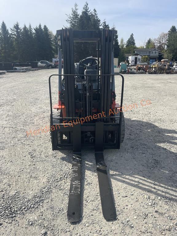 Image of Toyota 7FGU25 equipment image 3