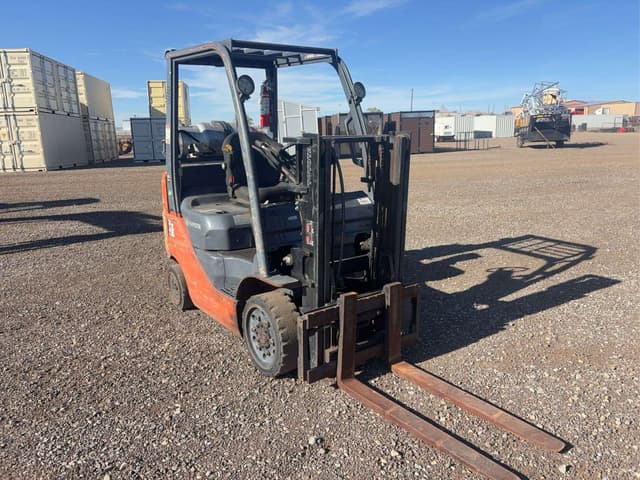 Image of Toyota 8FGCU20 equipment image 3