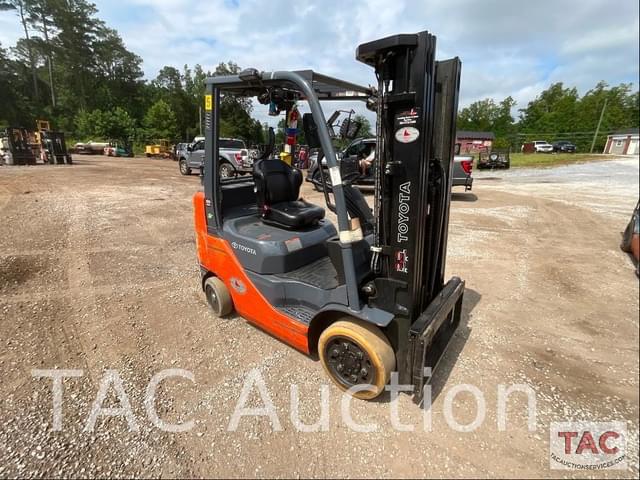 Image of Toyota 8FGCU25 equipment image 2
