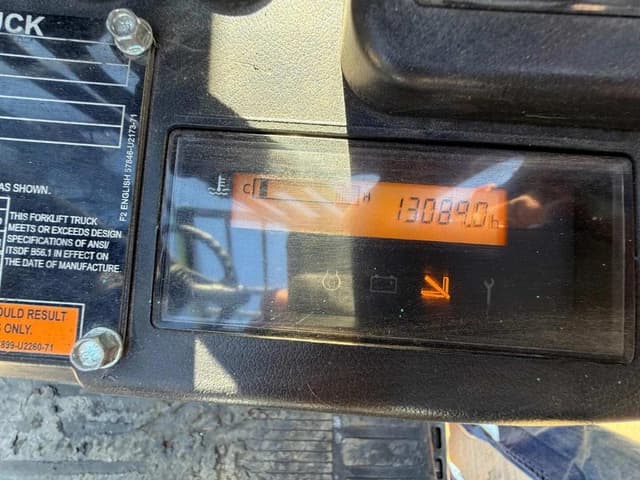 Image of Toyota 8FGCU25 equipment image 2