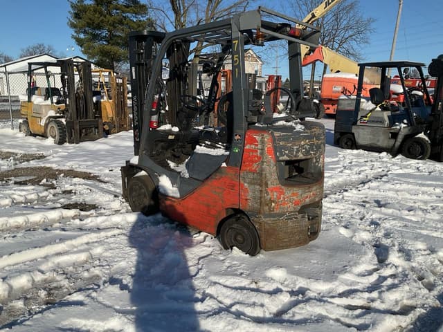 Image of Toyota 8FGCU25 equipment image 2