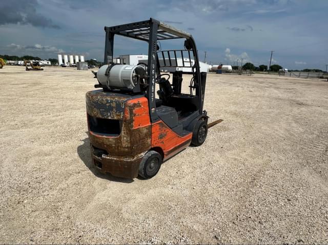 Image of Toyota 8FGCU30 equipment image 4