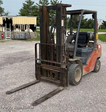 Main image Toyota 8FGU25