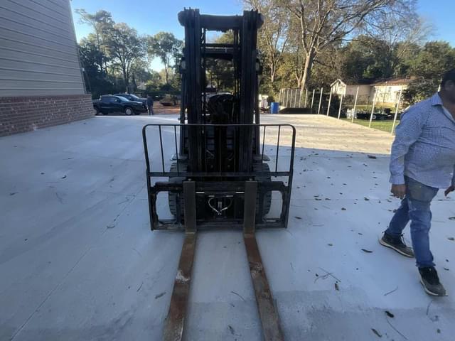 Image of Toyota 8FGU30 equipment image 4