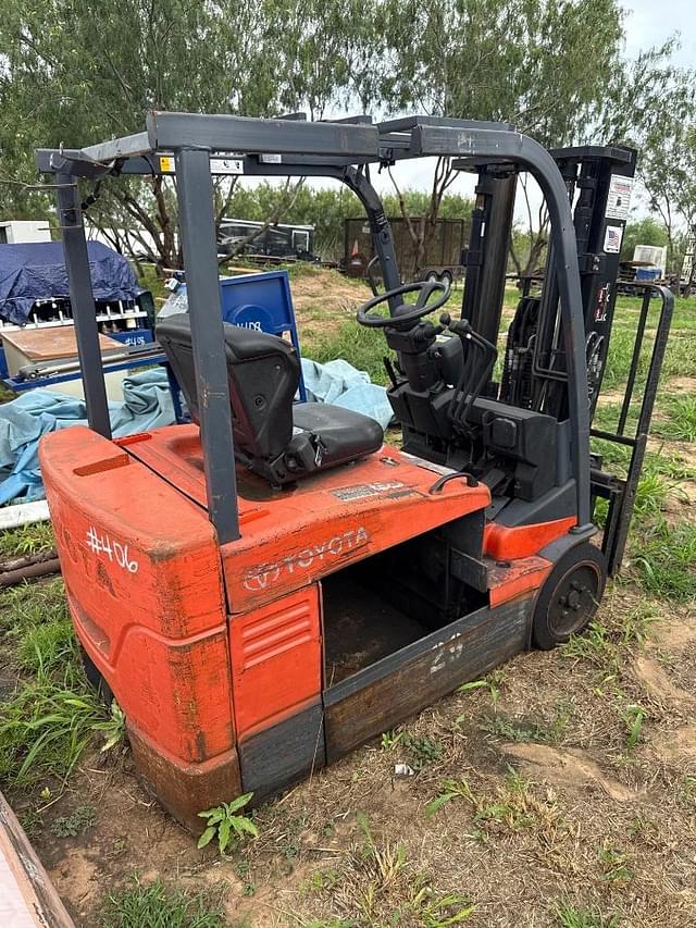 Image of Toyota 7FBEU20  equipment image 3