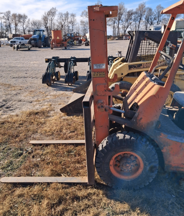 Image of Toyota FG20 equipment image 4