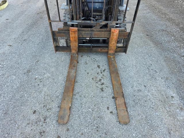 Image of Toyota 8FDU25 equipment image 4