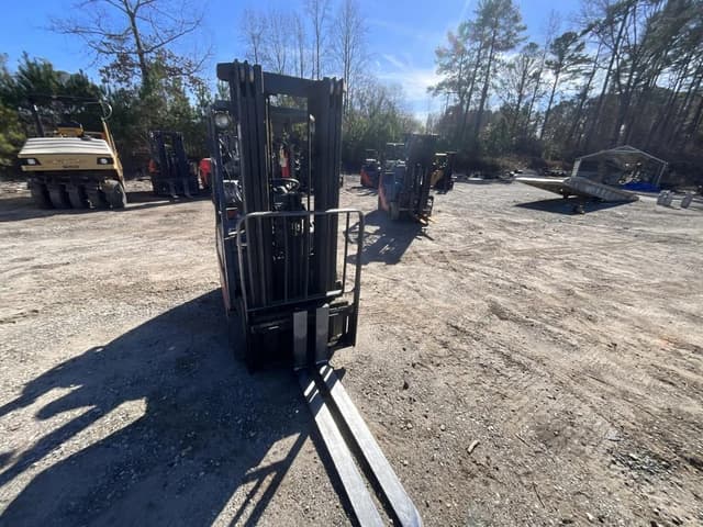 Image of Toyota 7FGCU15 equipment image 3