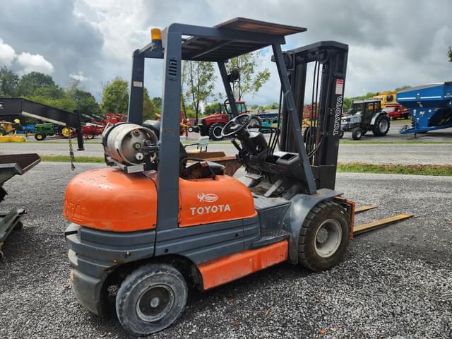 Image of Toyota 42-6FGU25 equipment image 1