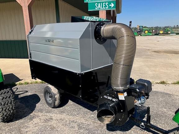 Image of Trac-Vac 880 equipment image 1