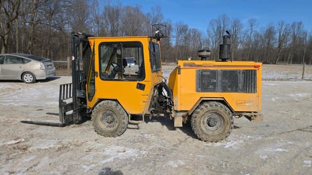 Image of Trackless MT5T equipment image 1