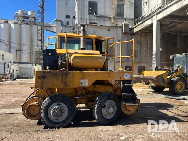 Image of Trackmobile TM4200 equipment image 3