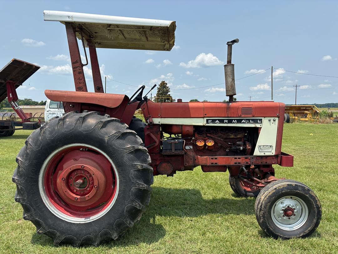 Image of Farmall 656 Primary image