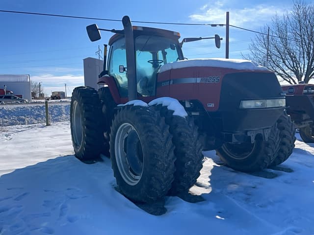 Image of Case IH MX255 equipment image 1