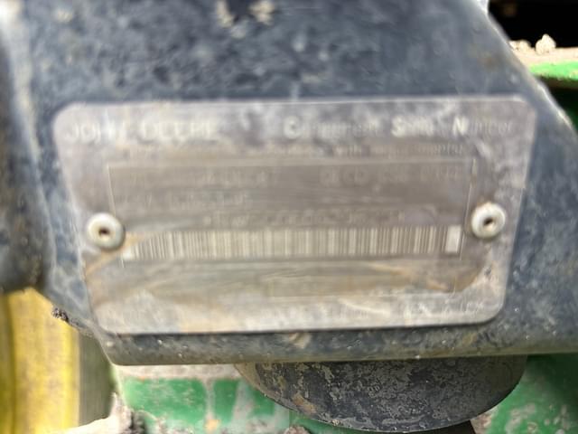 Image of John Deere 7410 equipment image 3