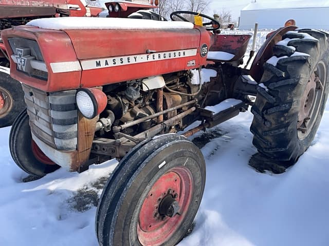 Image of Massey Ferguson 135 equipment image 1