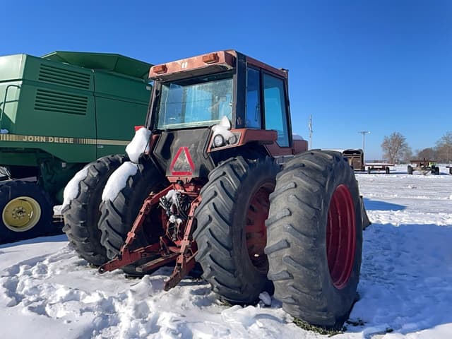 Image of International Harvester 1586 equipment image 3