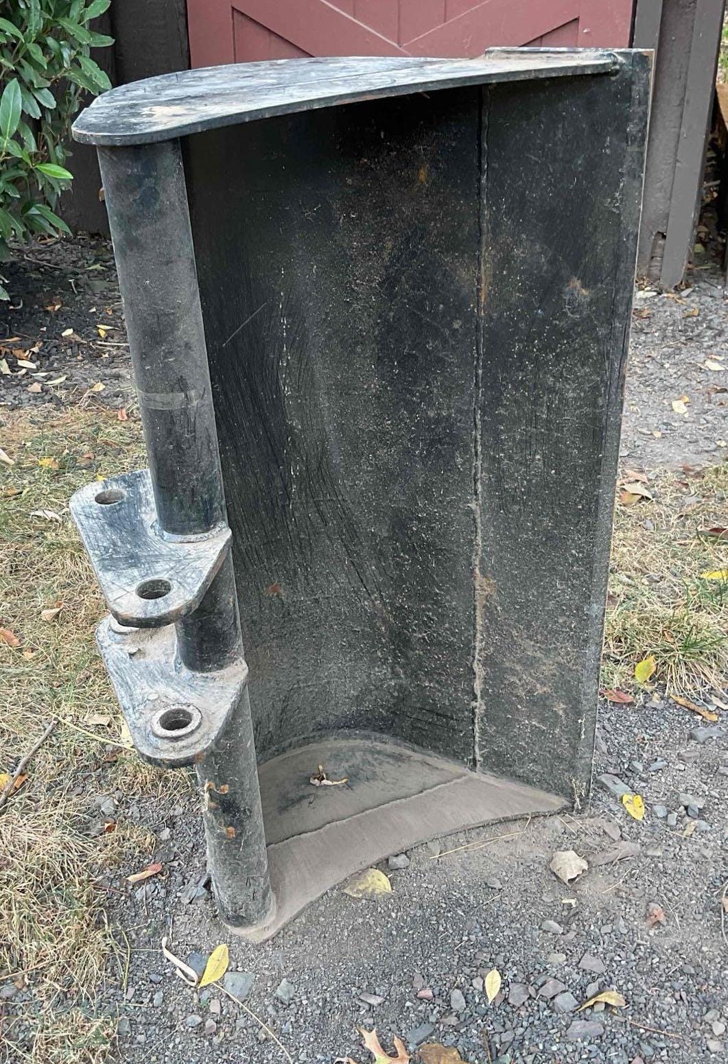 Main image Undetermined Undetermined