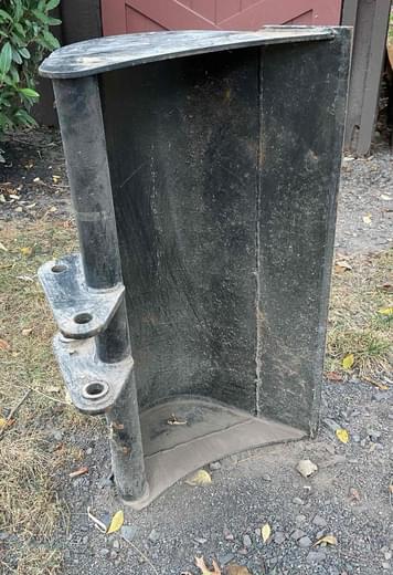 Main image Undetermined Undetermined