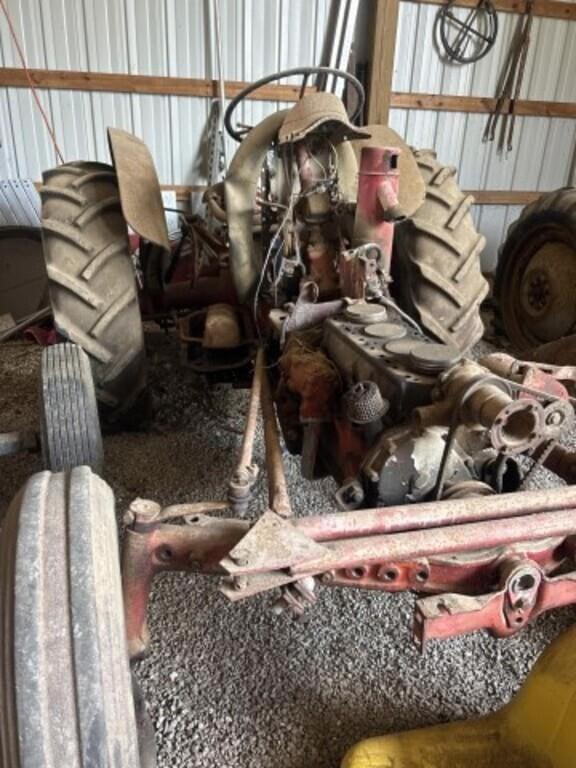 Image of Ford 800 Image 0