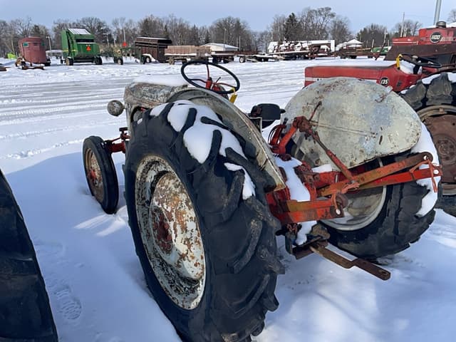 Image of Ford 8N equipment image 2