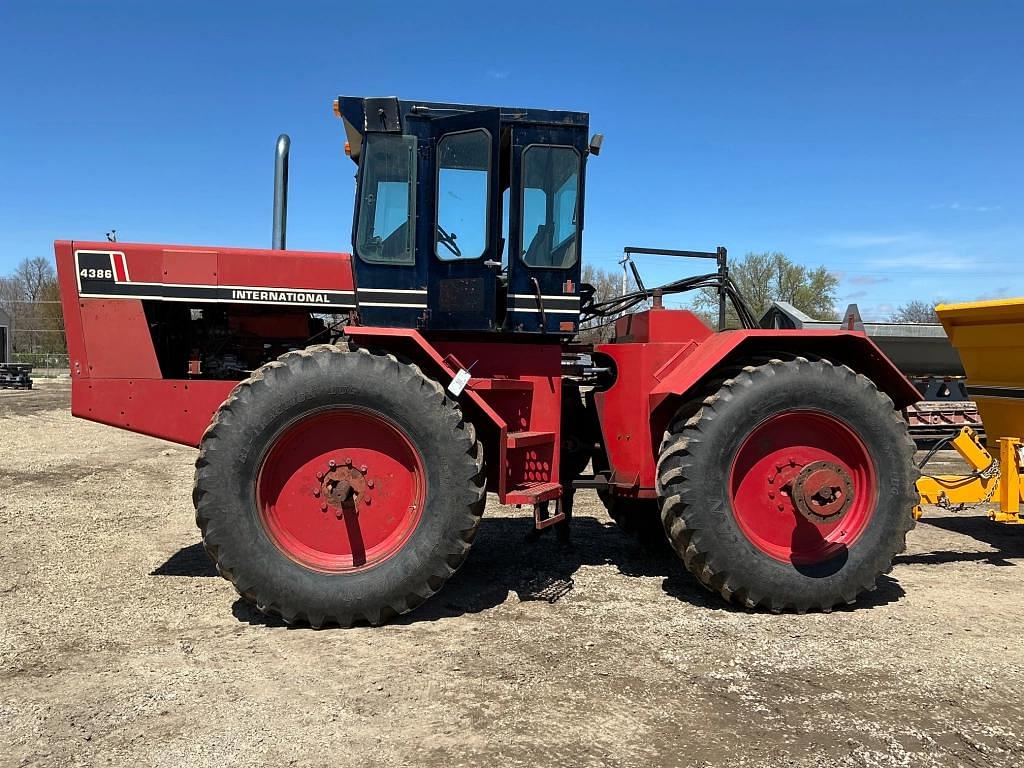 Image of International Harvester 4386 Primary image
