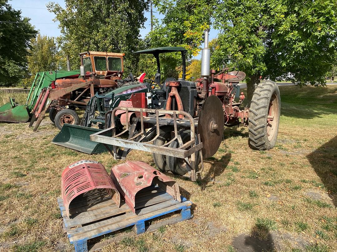 Image of Farmall H Primary image