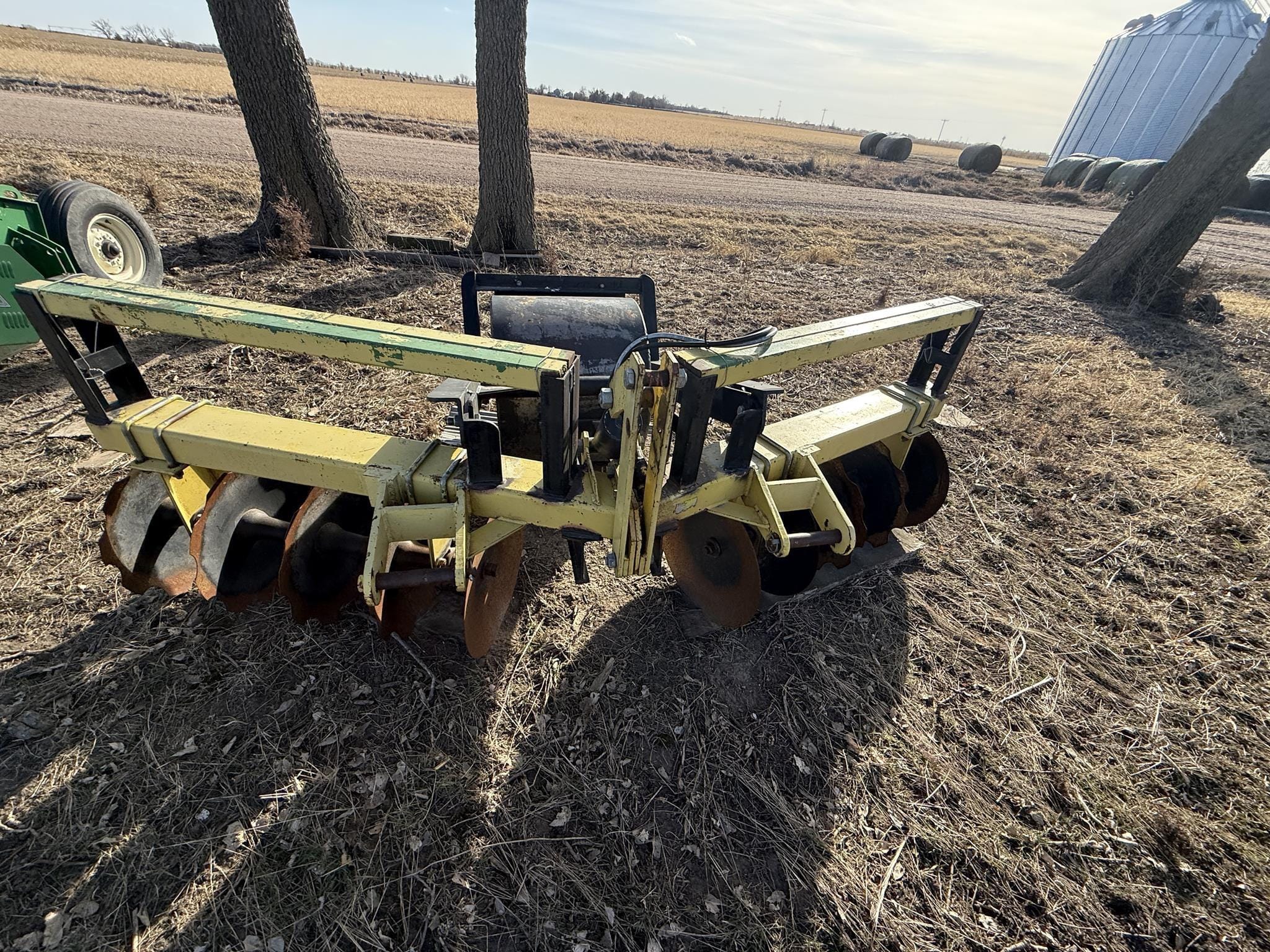 Minden Machine Trak Klozer Equipment Image0