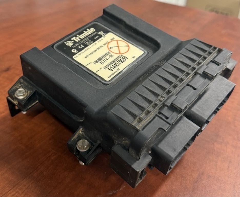 Trimble Field-IQ Equipment Image0