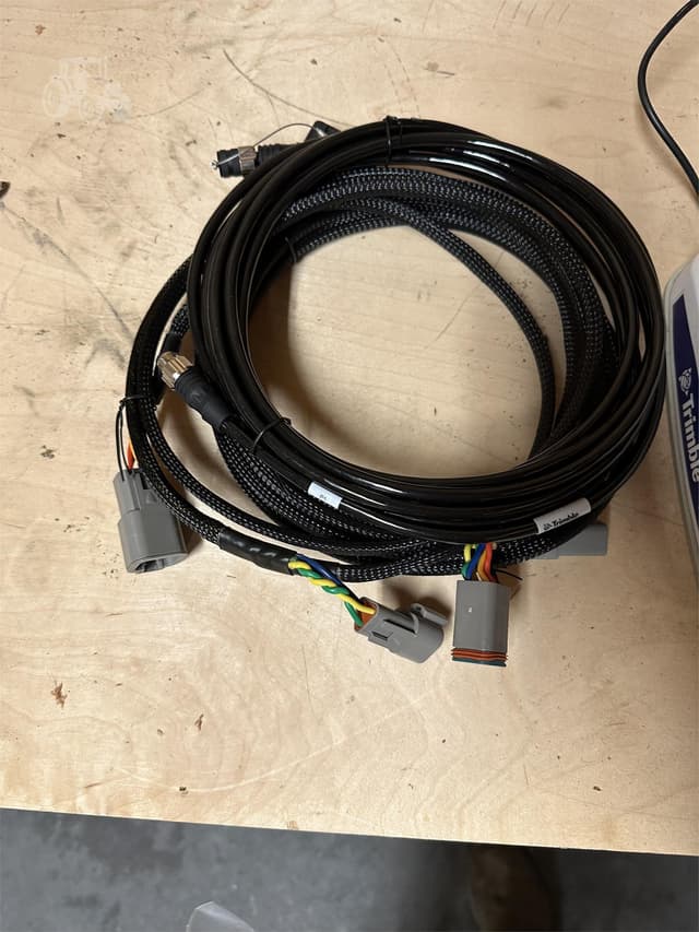 Image of Trimble NAV-900 equipment image 1