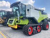 Thumbnail image CLAAS Trion 740TT 1