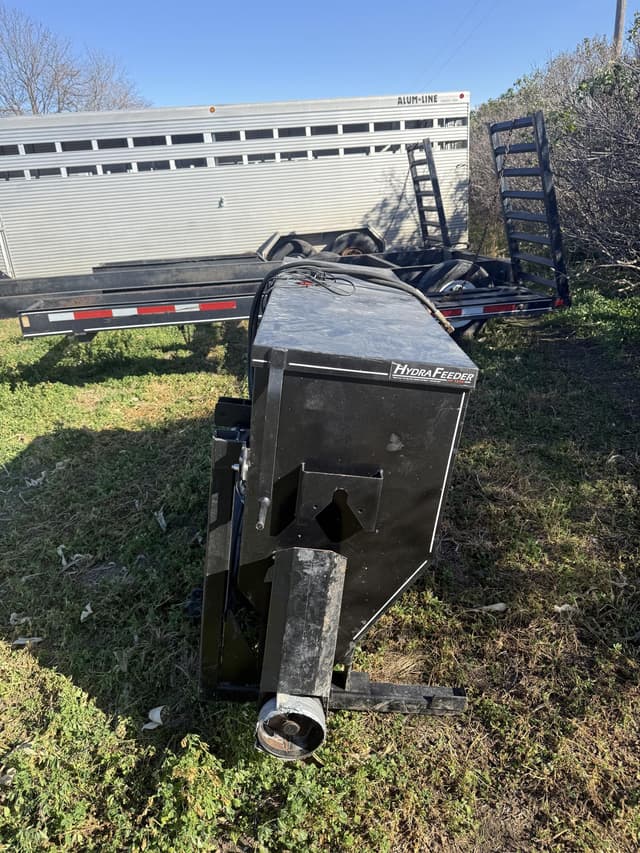 Image of Hydrafeeder HF1200 equipment image 2