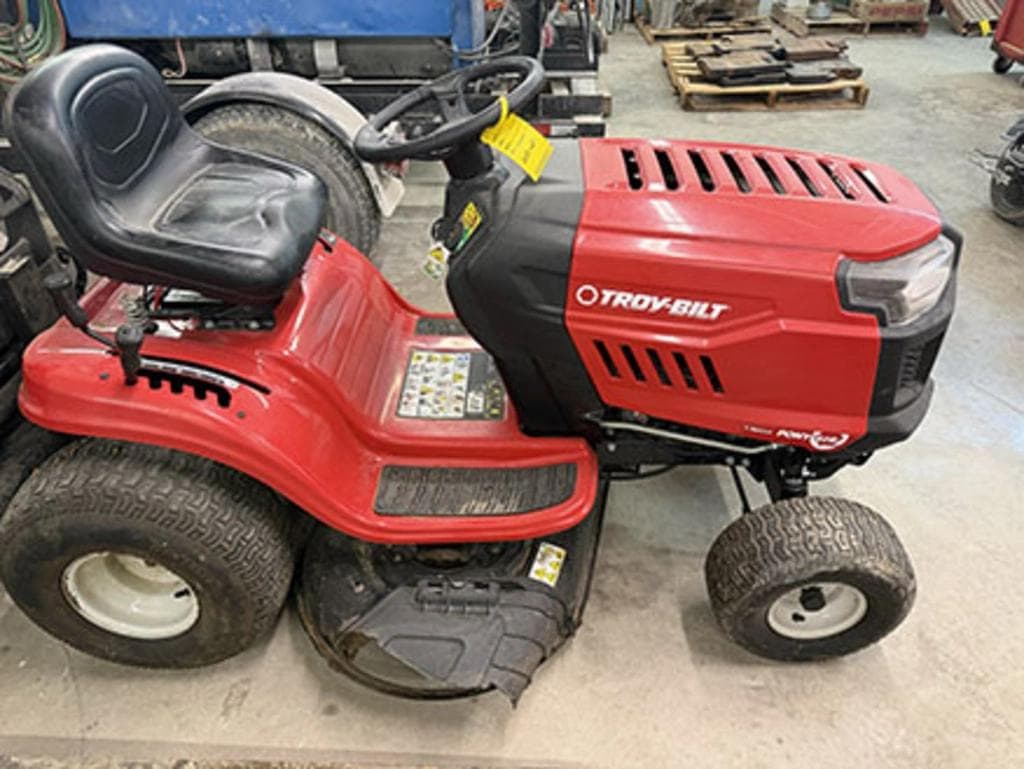 Image of Troy Bilt Pony 42B Image 0