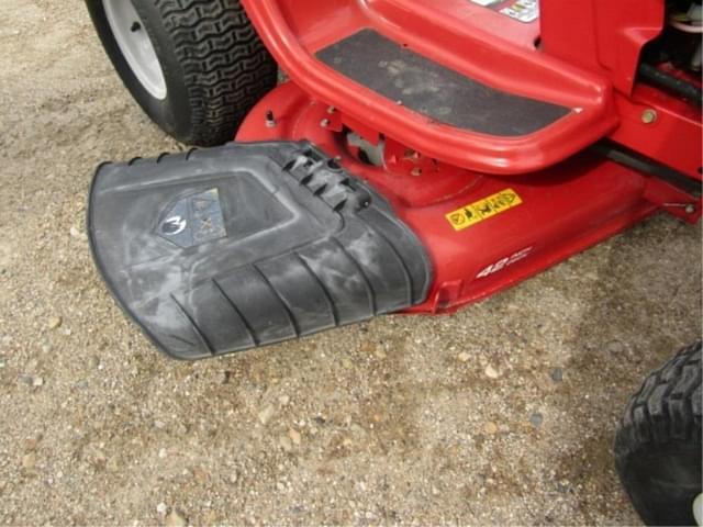 Image of Troy Bilt Pony equipment image 4
