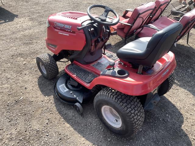 Image of Troy Bilt Bronco equipment image 3