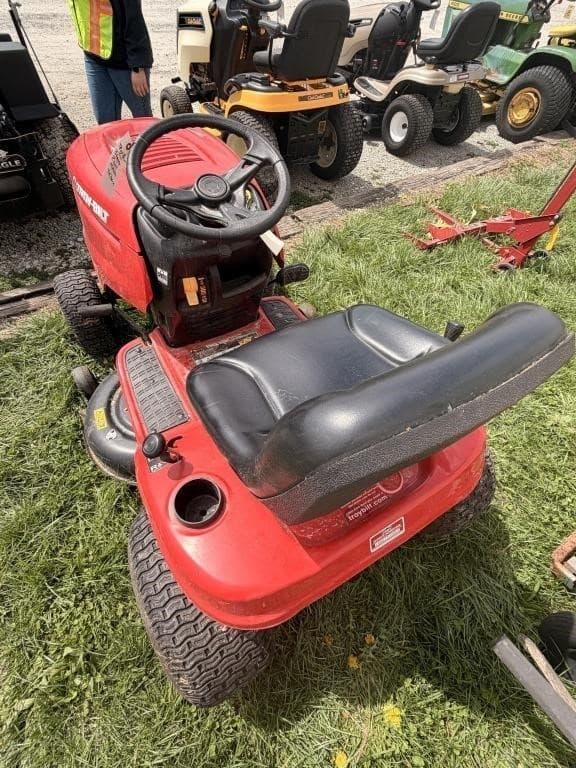 Image of Troy Bilt Bronco equipment image 1
